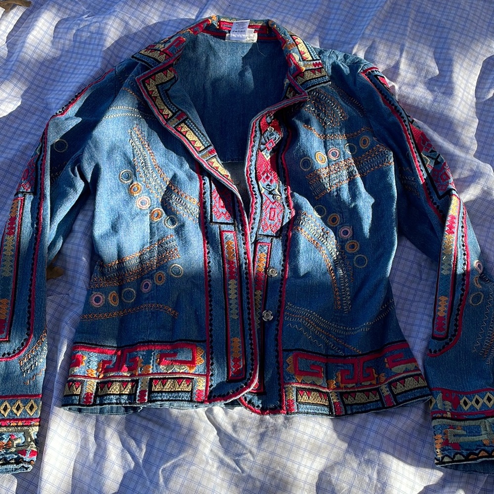 Cold water creek embroidered Jean jacket